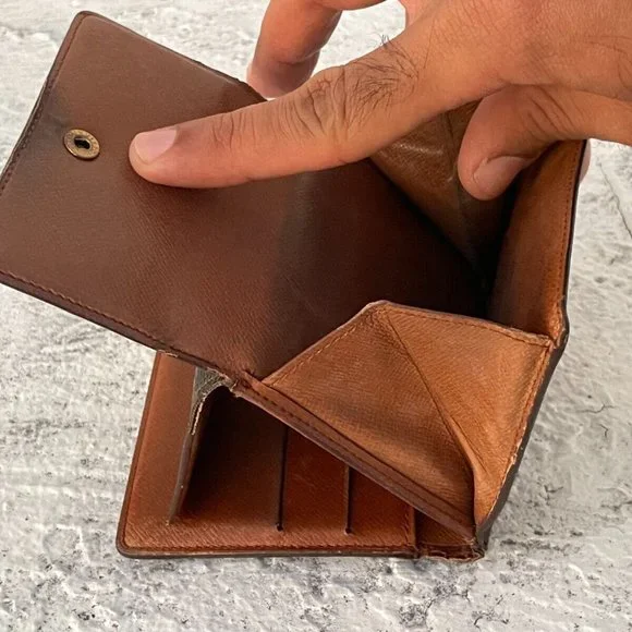 Vintage Louis Vuitton Wallet Card Holder Brown leather Made in France Authentic - Picture 10 of 11